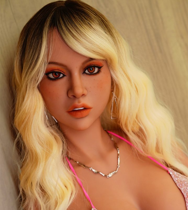 Custom Created Sex Doll Make Up Coeros